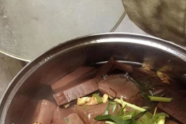 Tiết lợn bổ sung sắt tự nhiên 