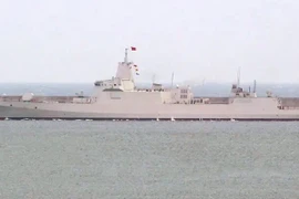 Trung Quốc đưa khu trục hạm Type 055 thứ 4 vào biên chế 