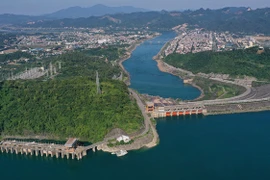 Xả 1 cửa hồ thủy điện Hòa Bình, Hà Nội đề phòng nguy cơ úng ngập