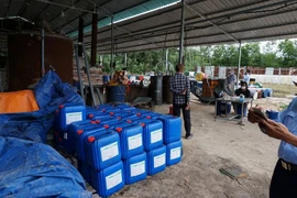 Sản xuất "chui" hàng ngàn lít nhớt thải nguy hại để làm chất đốt