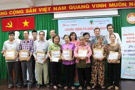 Chương trình Vui khỏe mỗi ngày: Đền ơn, đáp nghĩa một cách sâu sát, thiết thực nhất