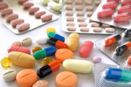 Nguy cơ gây bệnh lý tại mắt từ thuốc corticosteroid