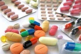 Nguy cơ gây bệnh lý tại mắt từ thuốc corticosteroid