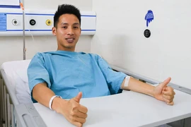 Đỗ Hùng Dũng gãy rời xương chân