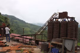 Lào Cai: Một Cty khai thác quặng bị phạt trên nửa tỷ đồng