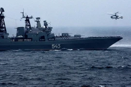 Video: Khu trục hạm chống ngầm Nga thử nghiệm vũ khí trên biển Nhật Bản