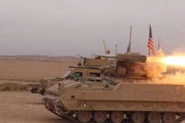 Video: Lực lượng Dân chủ Syria diễn tập chung với quân đội Mỹ ở Deir Ezzor