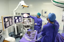  Nội soi định vị dẫn đường 3 chiều giúp mổ xoang an toàn