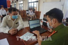 Hướng dẫn thủ tục làm căn cước công dân gắn chip