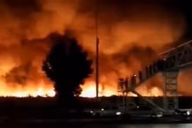 Nghi vấn tình báo Israel gây cháy nổ lớn tại thành phố công nghiệp Iran
