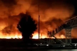 Nghi vấn tình báo Israel gây cháy nổ lớn tại thành phố công nghiệp Iran