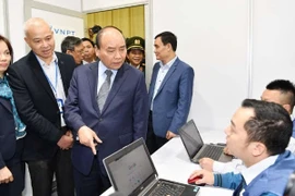 Thủ tướng kiểm tra Trung tâm báo chí phục vụ hội nghị Thượng đỉnh Mỹ-Triều