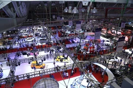 Thị trường ô tô Việt tháng 5/2021: Doanh số giảm vì dịch Covid-19 nhưng không trầm trọng, VinFast và Suzuki “lội ngược dòng“