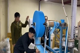 Ngăn chặn nhập khẩu dây chuyền sản xuất khẩu trang lạc hậu
