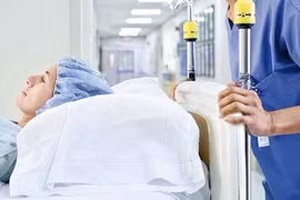  Hạ thân nhiệt chỉ huy cứu sống người bệnh