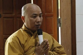 Sư thầy nghi "gạ tình" nữ phóng viên xin xả giới, hoàn tục