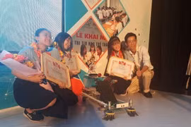 Xe dọn rác tự động