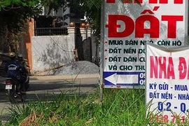 Thị trường đất nền: Hạ nhiệt, nhưng không hạ giá