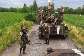 Cận cảnh quân đội Ukraina bắn phá chiến tuyến của Donbass bằng tên lửa chống tăng