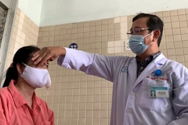 Ghép giác mạc từ người chết não giữa mùa Covid-19