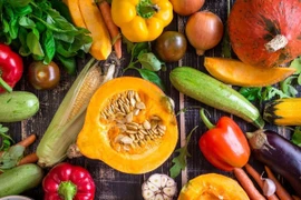 Thoái hóa điểm vàng có thể phòng được từ ăn uống