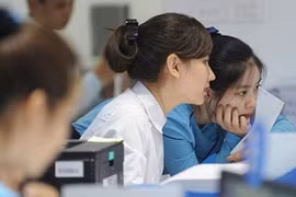 Hàng nghìn nhân viên ngân hàng bị sa thải