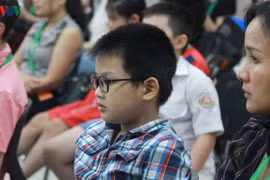 Mất thị lực vĩnh viễn vì nhược thị không chữa trước 6 tuổi