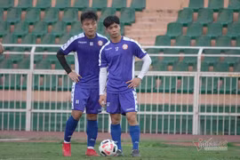 Bóng đá Việt Nam: Đâu mới là biển lớn?