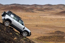 Công nghệ e-Sim kép lần đầu tiên được tích hợp trên ô tô