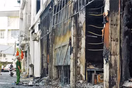 Vụ cháy làm 6 người chết ở TP Vinh có thể do chập điện