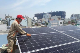 Tái chế pin năng lượng mặt trời