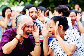 Nụ cười là 10 thang thuốc bổ