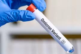 Mỹ: Nguy cơ nhập viện do Omicron đã giảm một nửa so với Delta