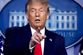 Tổng thống Trump ra lệnh cấm doanh nghiệp Mỹ đầu tư vào 31 công ty Trung Quốc