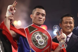 Đinh Hồng Quân xúc động khi giành chiến thắng lịch sử cho quyền anh Việt Nam