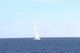 Tàu ngầm lớp Kilo Hạm đội Thái Bình Dương diễn tập phóng tên lửa Kalibr