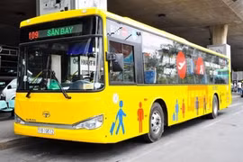 Có tình trạng taxi công nghệ tắt app tại sân bay Tân Sơn Nhất