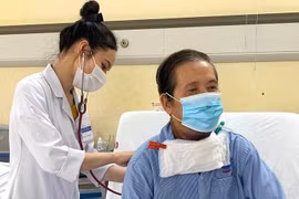 Thời điểm bệnh nhân ung thư nhiễm Covid-19 quay lại điều trị