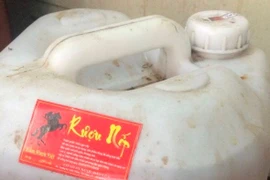 1 người chết và 6 người ngộ độc loại “Rượu Nếp”, "Hầm Rượu Việt"