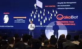 AkaBot hỗ trợ công việc bàn giấy