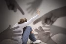 Bệnh hoang tưởng là gì? Có chữa khỏi được không?