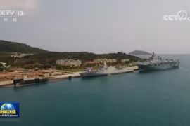 Lần đầu tiên Hải quân Trung Quốc biên chế cùng lúc khu trục hạm, tàu đổ bộ trực thăng và tàu ngầm nguyên tử