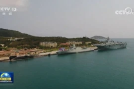 Lần đầu tiên Hải quân Trung Quốc biên chế cùng lúc khu trục hạm, tàu đổ bộ trực thăng và tàu ngầm nguyên tử