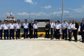Mỹ bàn giao trung tâm huấn luyện cho Cảnh sát biển Việt Nam