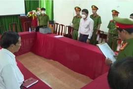 Vụ kít test: Bắt tạm giam nguyên giám đốc CDC Bình Phước và thuộc cấp