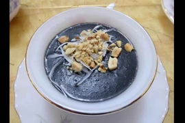 Ăn vừng chữa da khô ráp