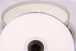 Sự cố Sở Giáo dục Hà Nội cung cấp dữ liệu điểm thi là các... đĩa CD trắng không dữ liệu