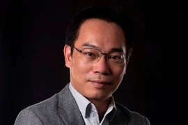 Thứ trưởng Bộ GD&ĐT nói gì về việc cách chức Hiệu trưởng Lê Vinh Danh?