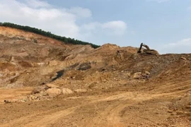 Thanh Hóa: Yêu cầu dừng khai thác mỏ đất tại xã Tượng Sơn