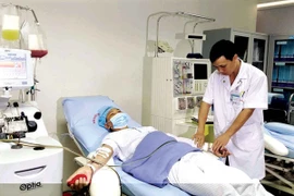 Công nghệ biến đổi gene chữa ung thư đảm bảo an toàn?